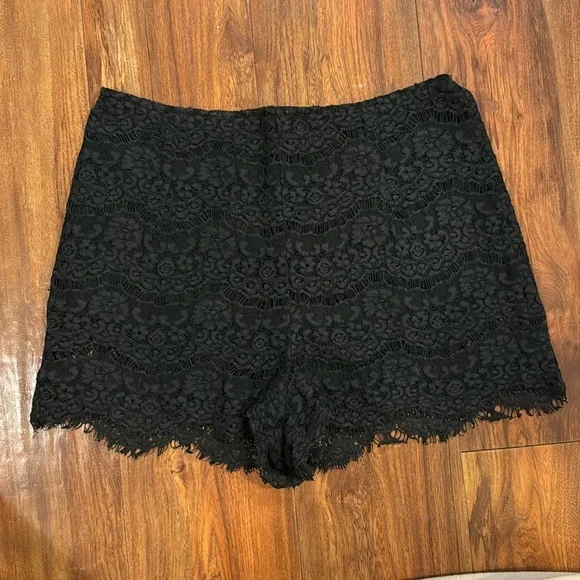 Lace shorts clearance black